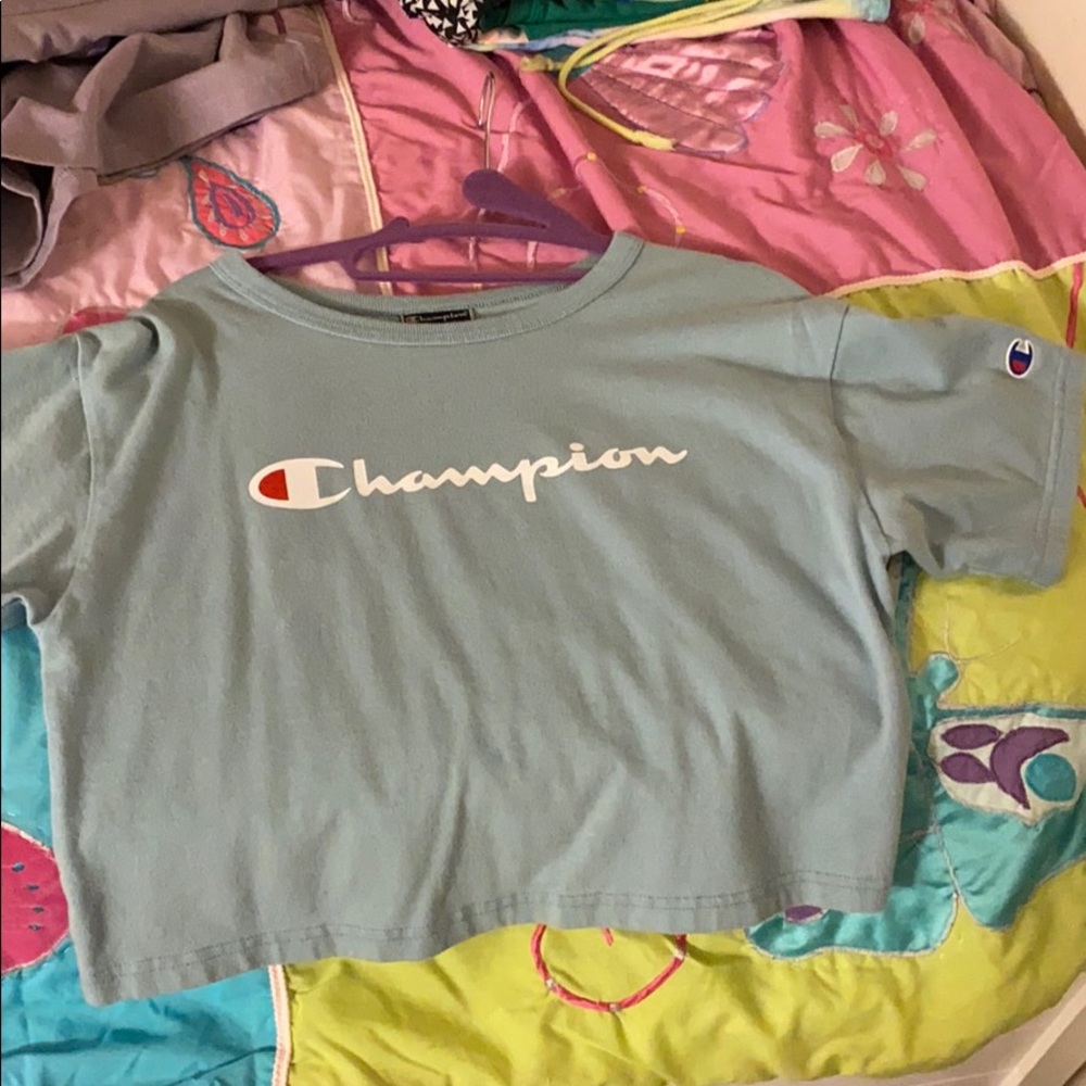 Champion shortsleeved crop top